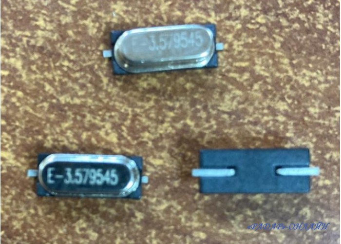 Кварц 3,579545МГц smd