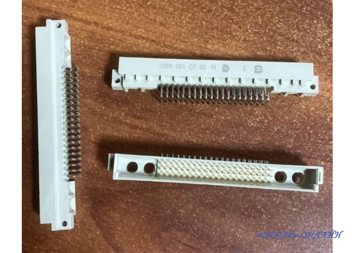 DIN41612 60+4 вилка угловая Harting